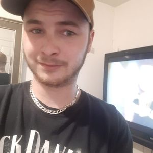 Meet your Posher, Yan